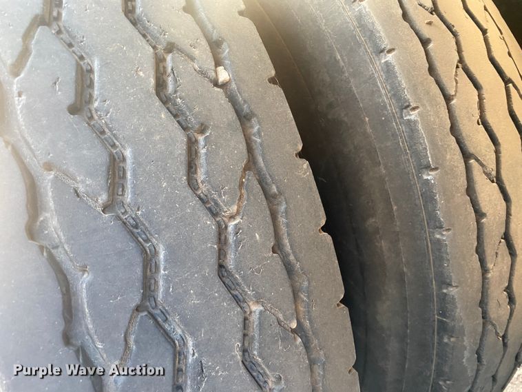 image for item DG8417 2012 Fortitude tank trailer