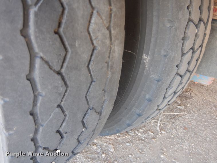 image for item DG8419 2012 Scona LB60-SDLRRSN-4A  oilfield trailer