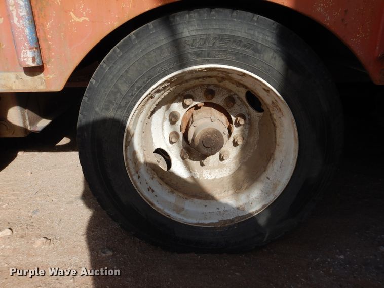 image for item DG8419 2012 Scona LB60-SDLRRSN-4A  oilfield trailer