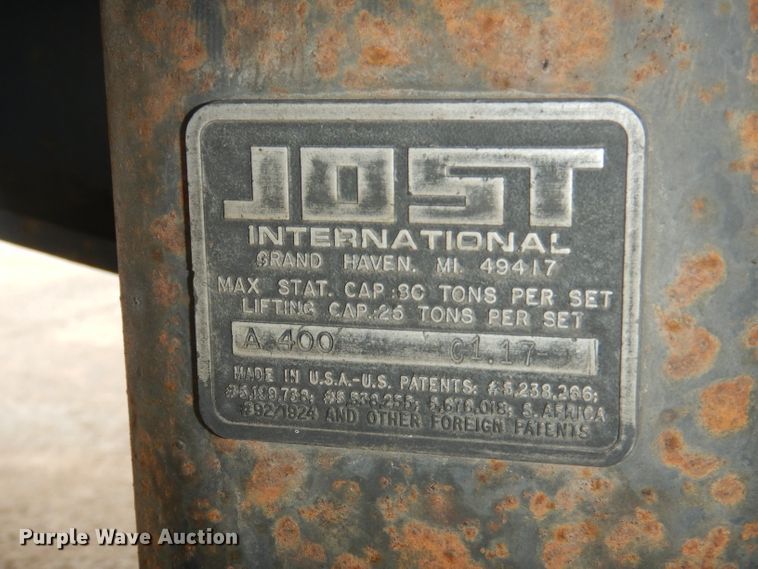 image for item DJ0503 2004 Utility TS2CHA side curtain trailer