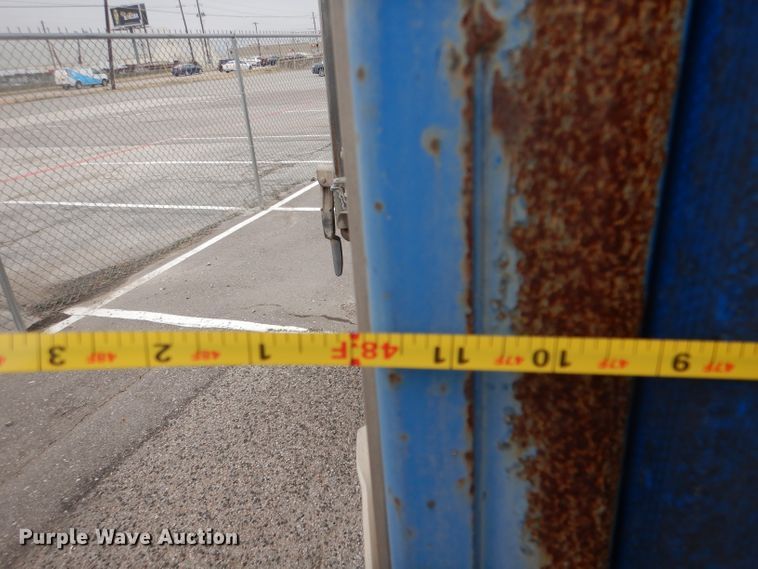 image for item DJ0503 2004 Utility TS2CHA side curtain trailer