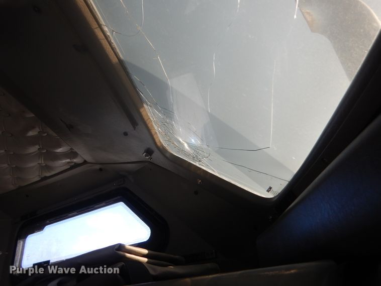 image for item DJ2169 2007 Kenworth W900  semi truck