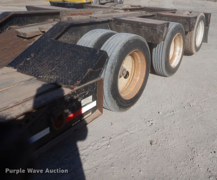 image for item DJ2170 2005 Eager Beaver 50GS  lowboy equipment trailer