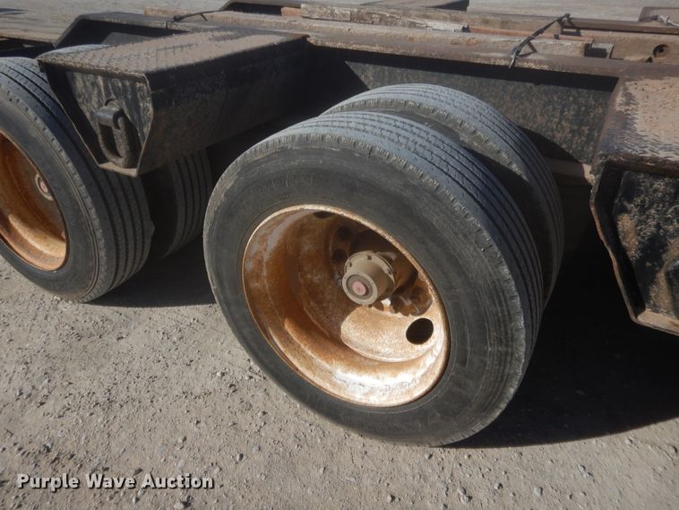 image for item DJ2170 2005 Eager Beaver 50GS  lowboy equipment trailer