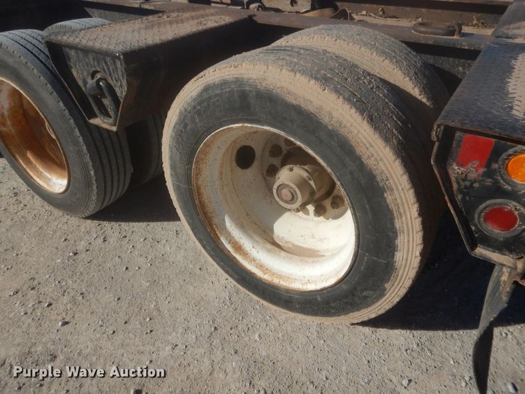 image for item DJ2170 2005 Eager Beaver 50GS  lowboy equipment trailer