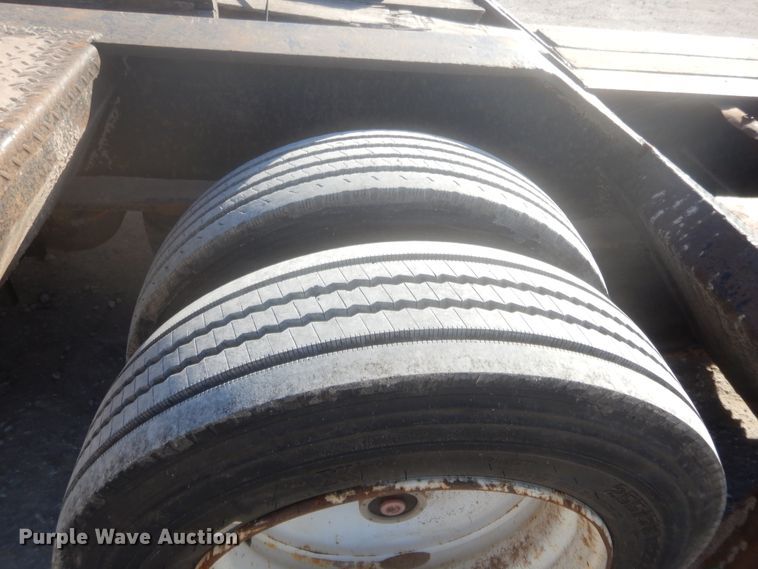 image for item DJ2170 2005 Eager Beaver 50GS  lowboy equipment trailer