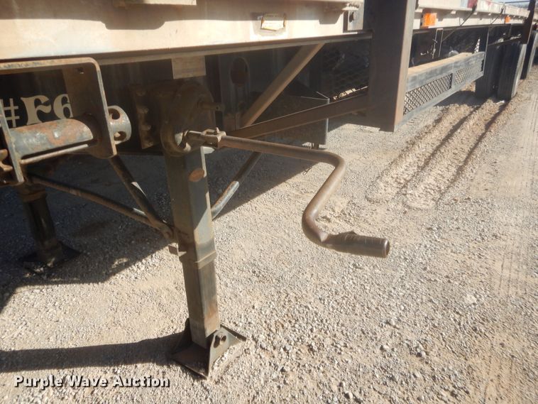 image for item DJ2171 2004 Transcraft Eagle II flatbed trailer