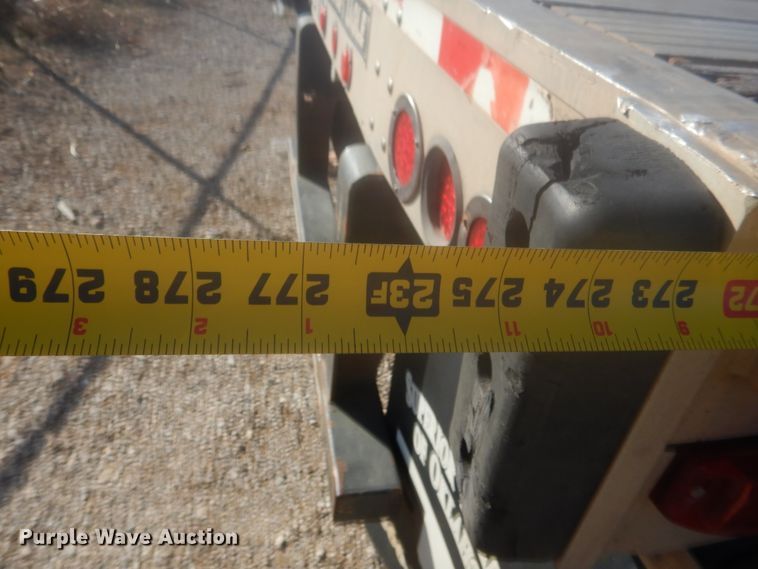 image for item DJ2171 2004 Transcraft Eagle II flatbed trailer