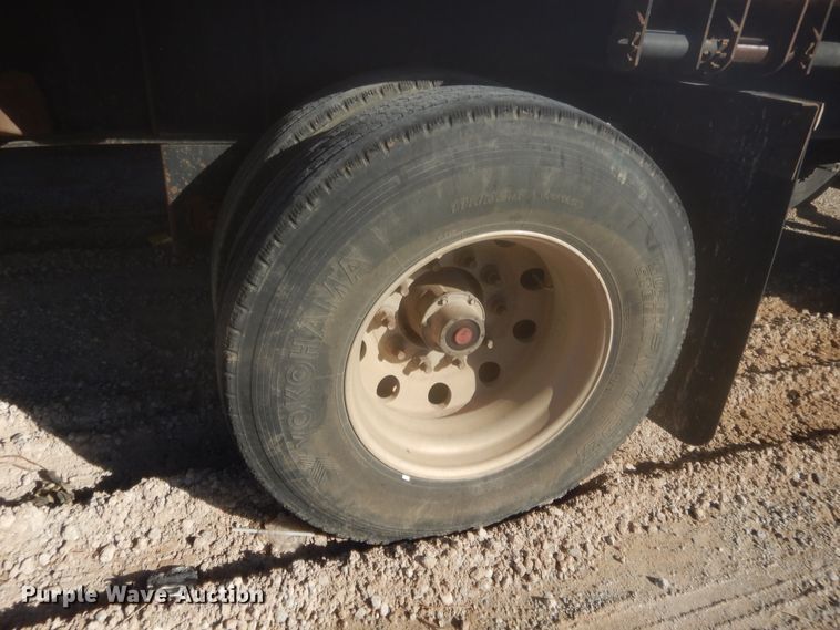 image for item DJ2171 2004 Transcraft Eagle II flatbed trailer