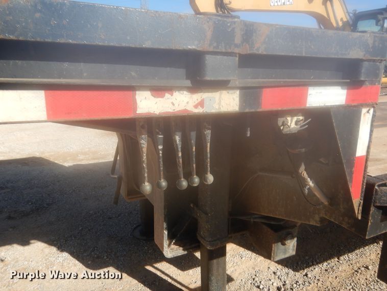 image for item DJ2173 2004 Ledwell LW48  drop deck equipment trailer