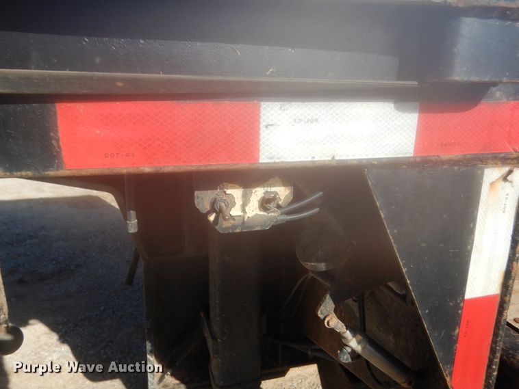 image for item DJ2173 2004 Ledwell LW48  drop deck equipment trailer