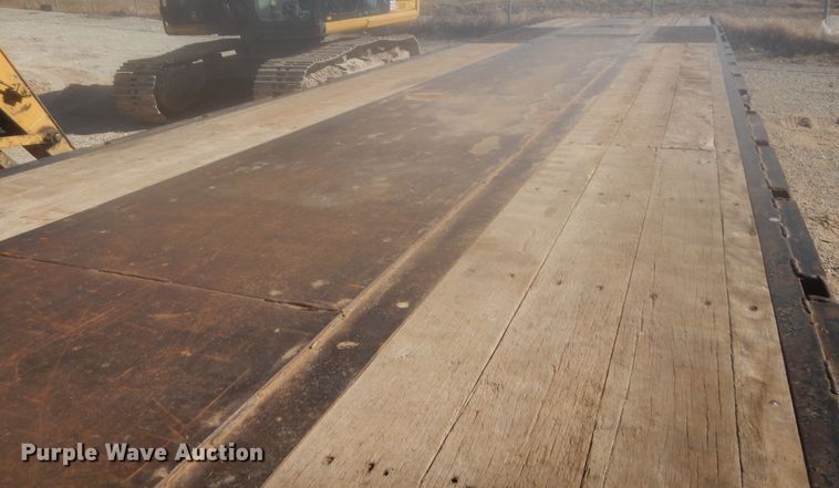 image for item DJ2173 2004 Ledwell LW48  drop deck equipment trailer