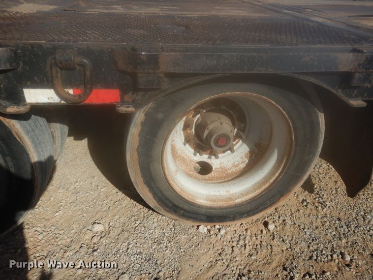 image for item DJ2173 2004 Ledwell LW48  drop deck equipment trailer