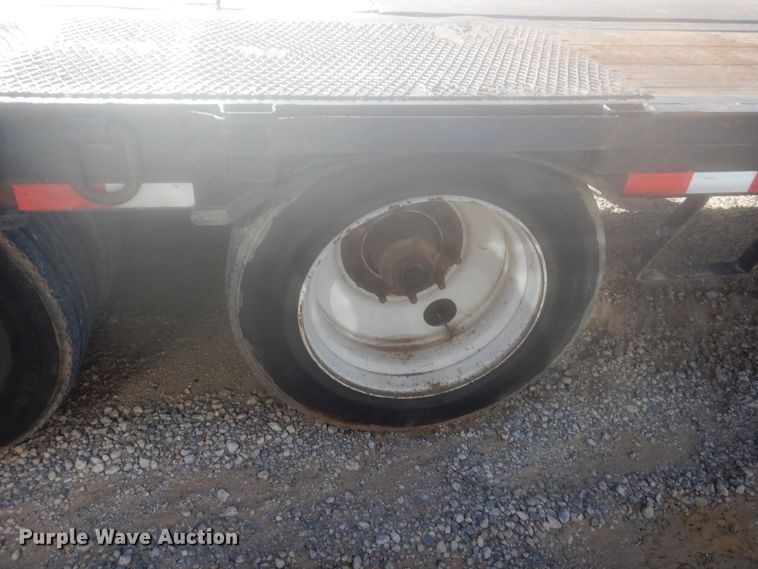 image for item DJ2173 2004 Ledwell LW48  drop deck equipment trailer