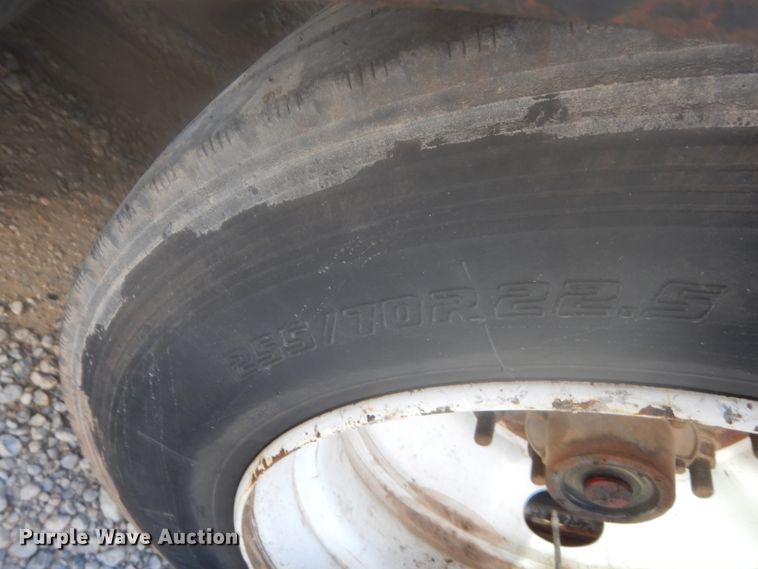 image for item DJ2173 2004 Ledwell LW48  drop deck equipment trailer