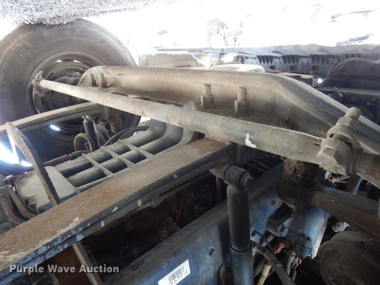 image for item DJ5801 2013 Freightliner Cascadia 125  semi truck