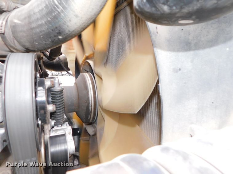 image for item DJ5927 2012 Freightliner Cascadia 125  semi truck