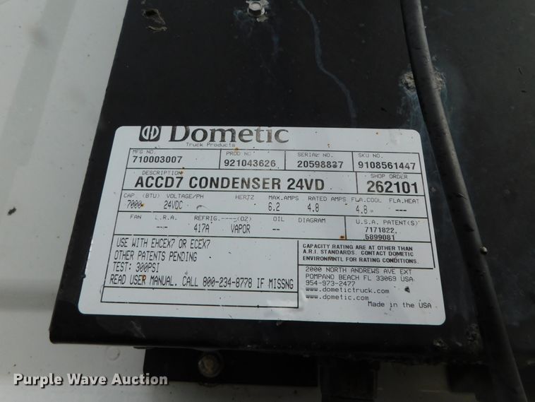 image for item DJ5928 2012 Freightliner Cascadia 125  semi truck