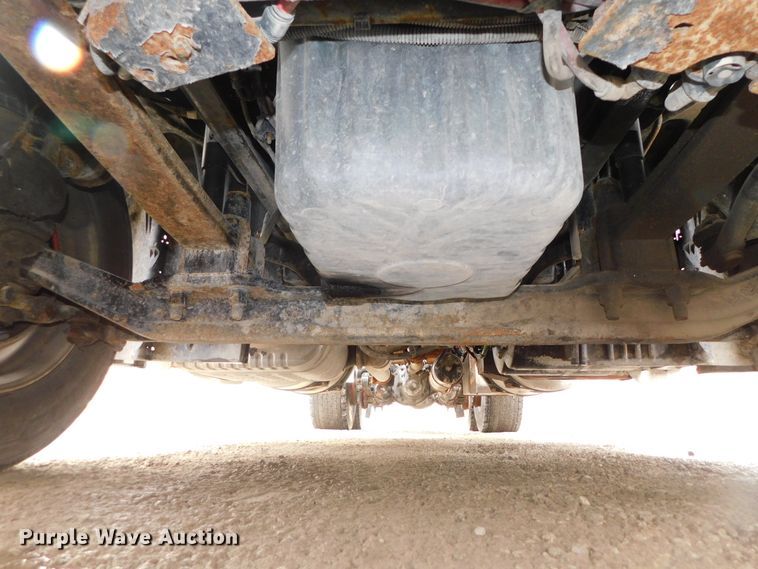 image for item DJ5928 2012 Freightliner Cascadia 125  semi truck