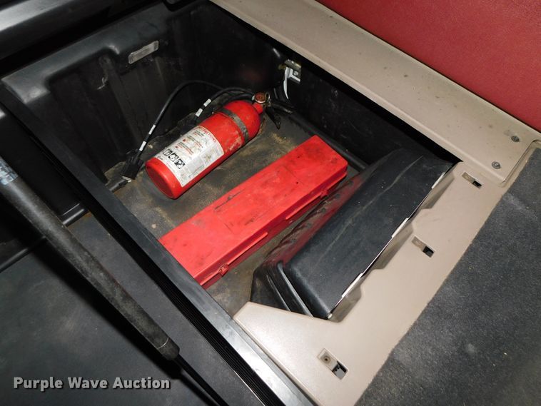 image for item DJ5929 2013 Freightliner Cascadia 125  semi truck