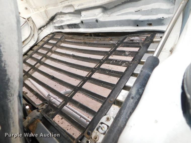 image for item DJ5929 2013 Freightliner Cascadia 125  semi truck