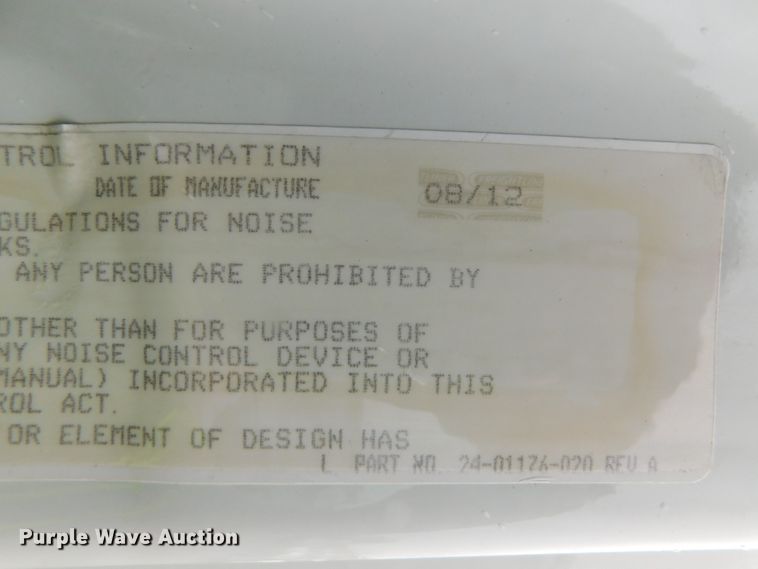 image for item DJ5929 2013 Freightliner Cascadia 125  semi truck