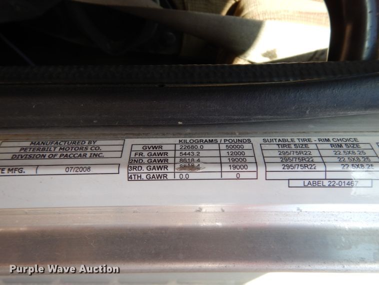 image for item DJ8103 2009 Peterbilt 384  semi truck