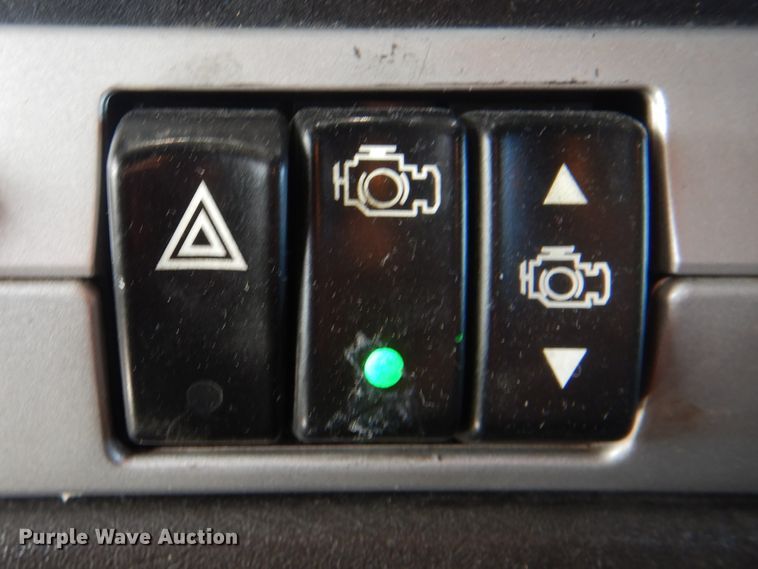 image for item DJ8587 2016 Kenworth W900  semi truck