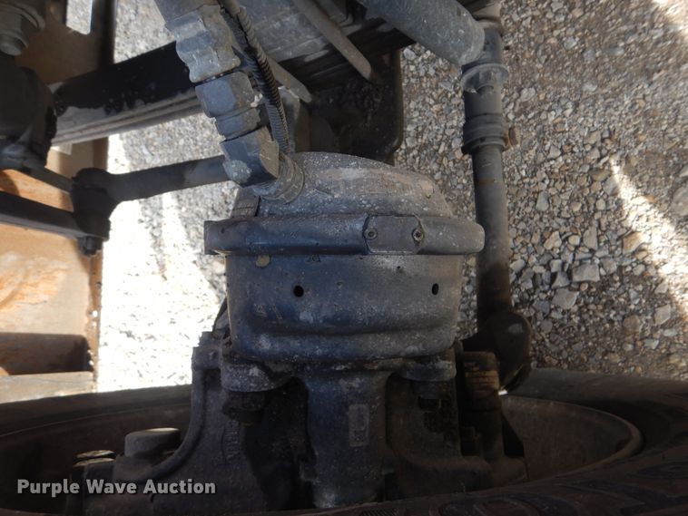 image for item DJ8587 2016 Kenworth W900  semi truck