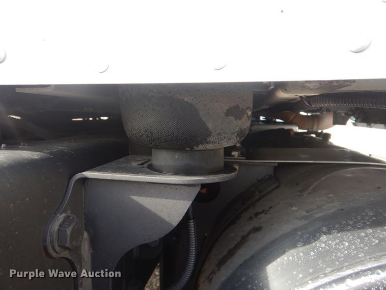 image for item DJ8587 2016 Kenworth W900  semi truck