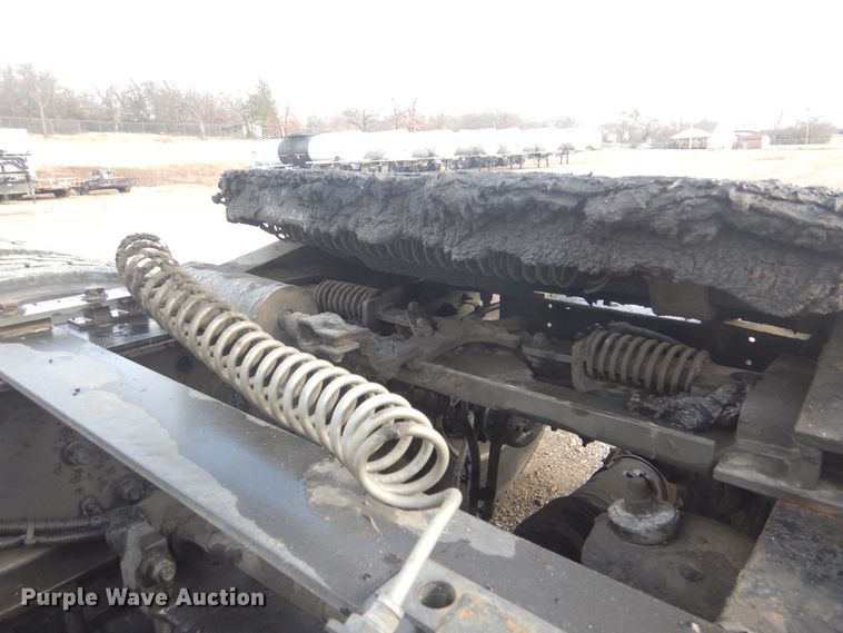 image for item DJ8587 2016 Kenworth W900  semi truck