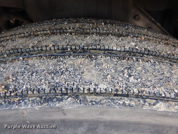 image for item DJ8587 2016 Kenworth W900  semi truck