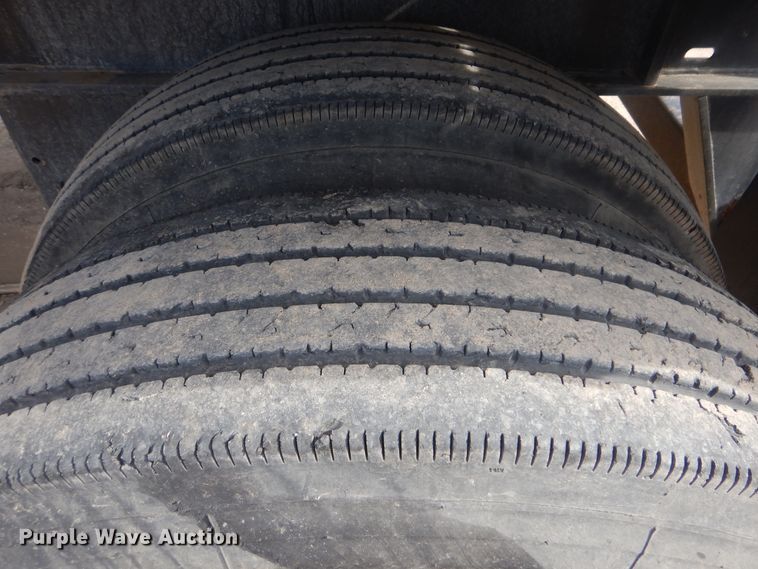 image for item DJ8589 2012 Utility FS2CHA flatbed trailer