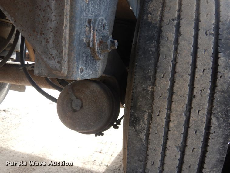 image for item DJ8589 2012 Utility FS2CHA flatbed trailer