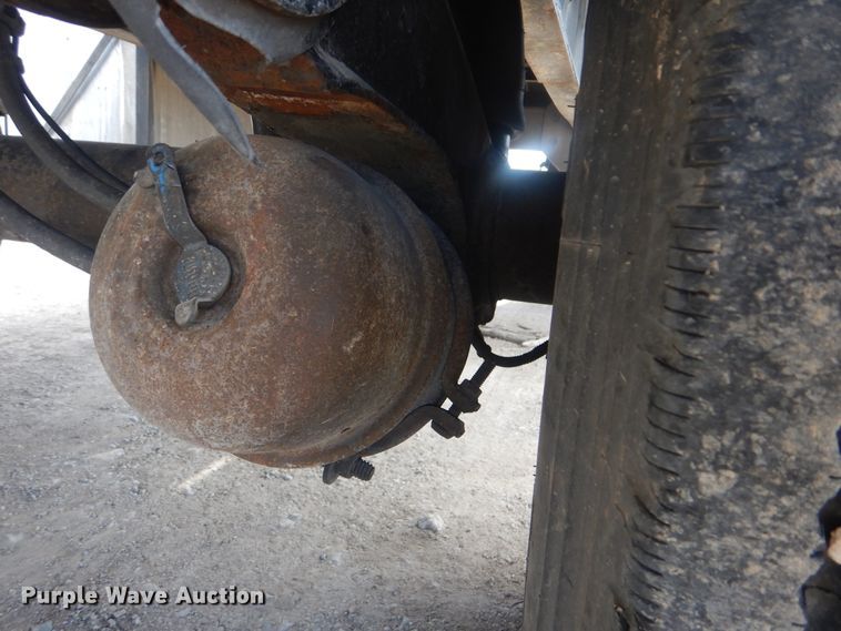 image for item DJ8589 2012 Utility FS2CHA flatbed trailer