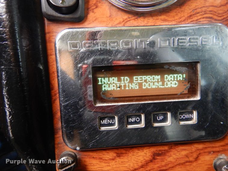 image for item DJ8594 1999 Peterbilt 379  semi truck