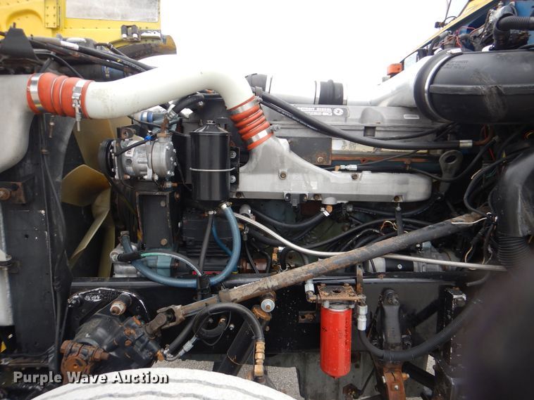 image for item DJ8594 1999 Peterbilt 379  semi truck