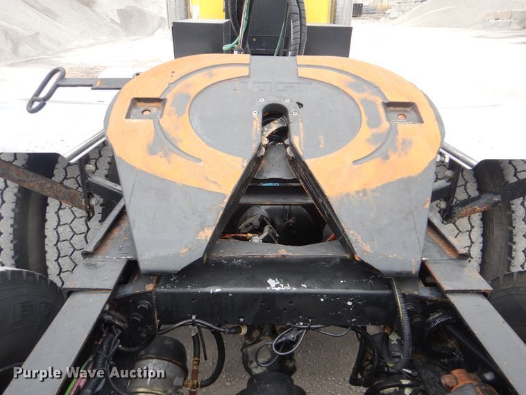 image for item DJ8594 1999 Peterbilt 379  semi truck