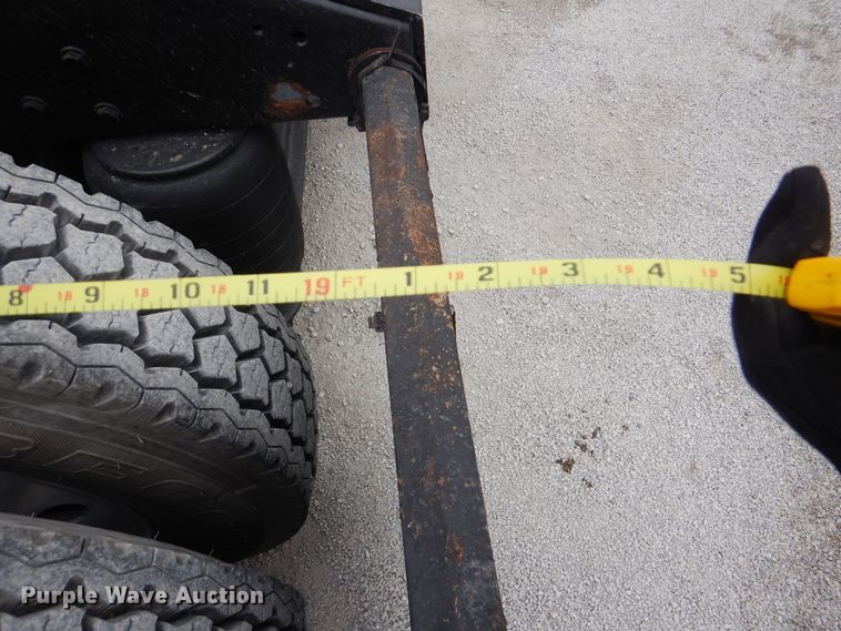 image for item DJ8594 1999 Peterbilt 379  semi truck