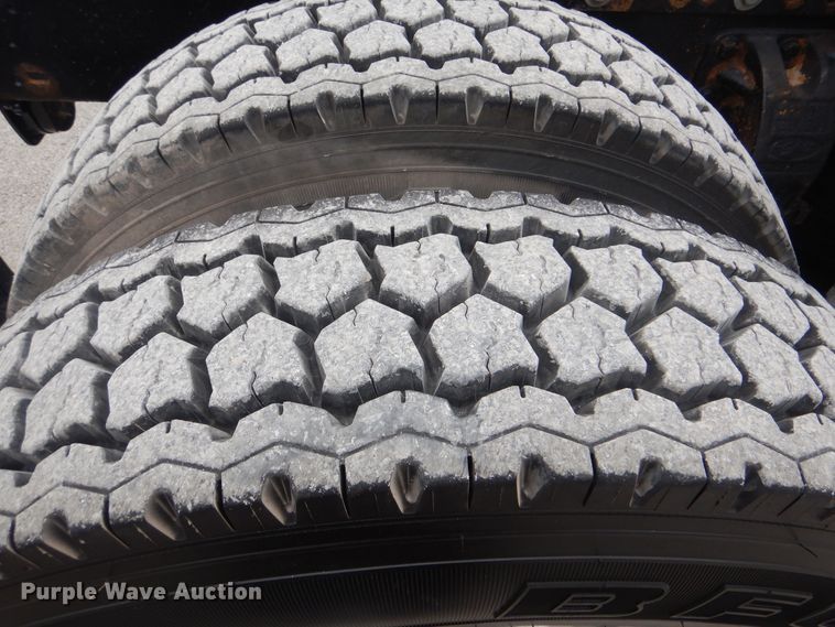 image for item DJ8594 1999 Peterbilt 379  semi truck