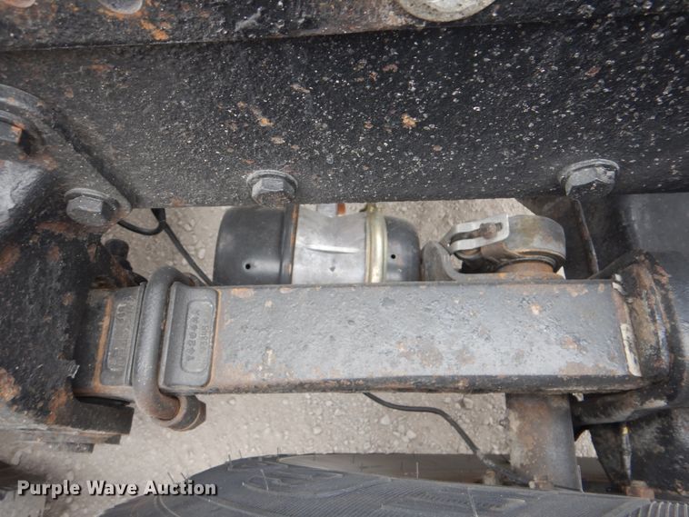 image for item DJ8594 1999 Peterbilt 379  semi truck