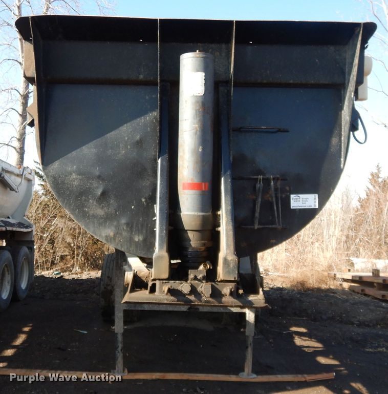 image for item DL2631 1997 Load King end dump trailer