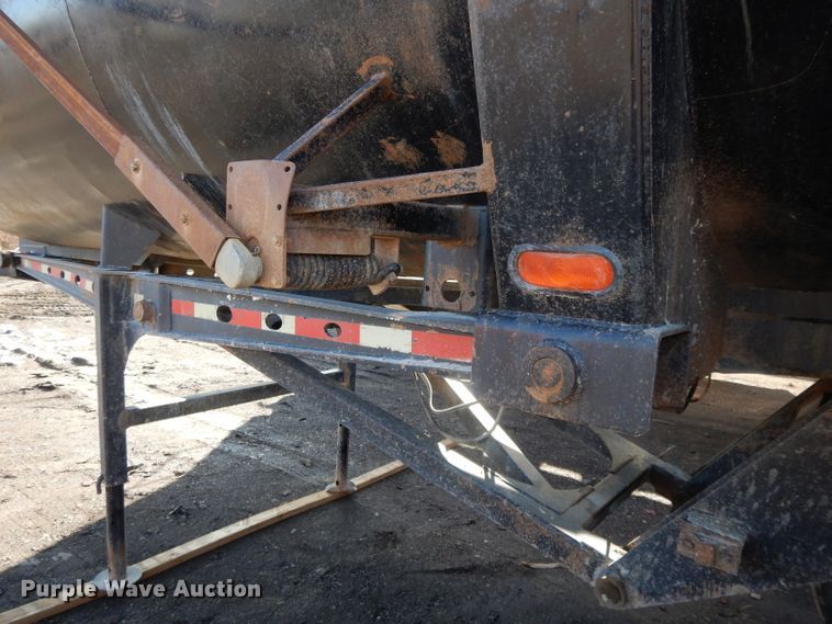 image for item DL2631 1997 Load King end dump trailer