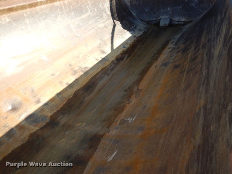 image for item DL2631 1997 Load King end dump trailer