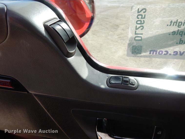 image for item DL2652 2009 Kenworth T800  semi truck