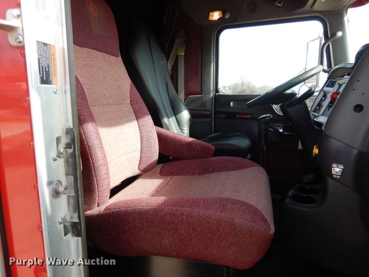 image for item DL2652 2009 Kenworth T800  semi truck