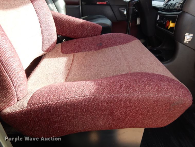 image for item DL2652 2009 Kenworth T800  semi truck