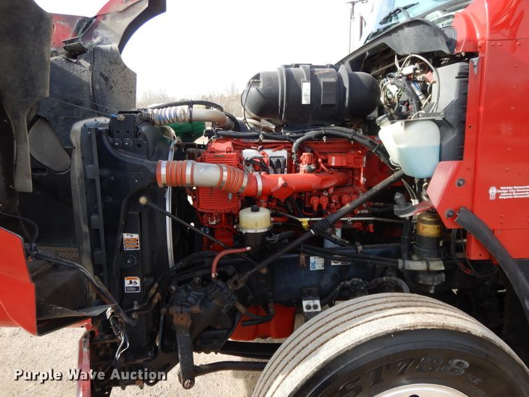 image for item DL2652 2009 Kenworth T800  semi truck