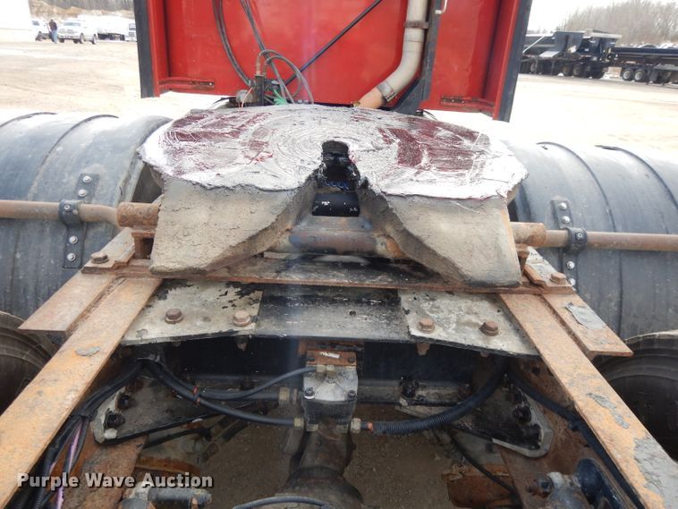 image for item DL2652 2009 Kenworth T800  semi truck