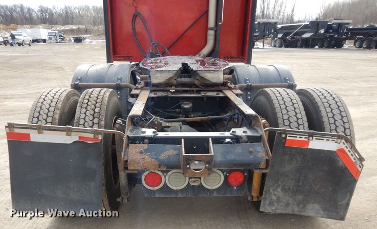 image for item DL2652 2009 Kenworth T800  semi truck